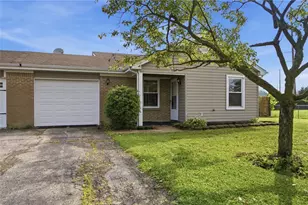 2489 Miami Village Dr, Miamisburg, OH 45342 - Photo 1