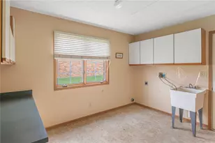 6685 Oakwood Ln, Huber Heights, OH 45424 - Photo 19