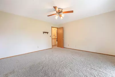 6685 Oakwood Lane, Huber Heights, OH 45424 - Photo 15