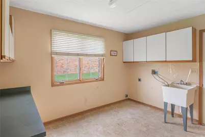 6685 Oakwood Lane, Huber Heights, OH 45424 - Photo 19
