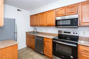 7815 N Main St, Dayton, OH 45415 - Photo 13