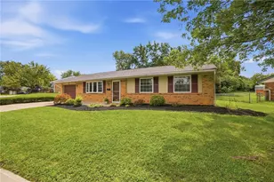 38 Grantwood Dr, West Carrollton, OH 45449 - Photo 3