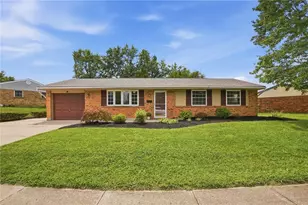 38 Grantwood Dr, West Carrollton, OH 45449 - Photo 1