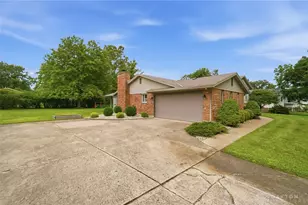 881 Lyncreek Dr, Washington Twp, OH 45458 - Photo 83