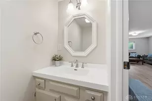 881 Lyncreek Dr, Washington Twp, OH 45458 - Photo 67