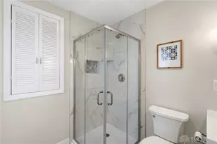 881 Lyncreek Dr, Washington Twp, OH 45458 - Photo 43