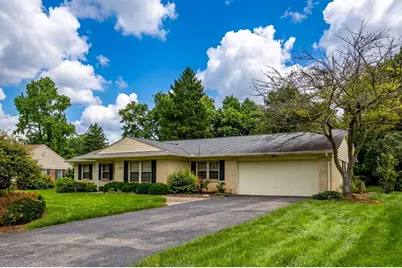 208 N Village Drive, Centerville, OH 45459 - Photo 3