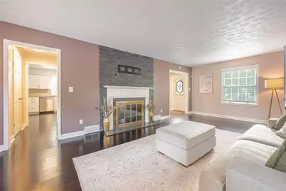 104 Acacia Drive, Oakwood, OH 45409 - Photo 5