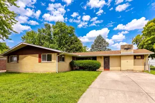 1906 Wilshire Dr, Xenia, OH 45385 - Photo 1