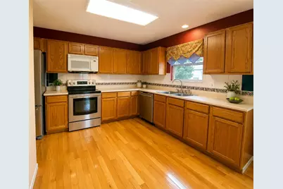 6329 Wellington Place, Huber Heights, OH 45424 - Photo 3