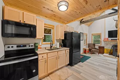 8525 Dunham Road, Hillsboro, OH 45133 - Photo 11