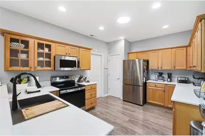2375 Locust Hill Boulevard, Beavercreek, OH 45431 - Photo 19
