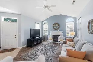 2375 Locust Hill Blvd, Beavercreek, OH 45431 - Photo 11