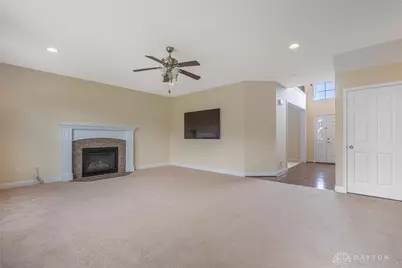 10049 Meadow Woods Lane, Washington Twp, OH 45458 - Photo 11