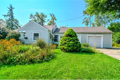 960 East Drive, Kettering, OH 45419 - Photo 1