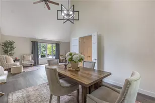 1828 W Tamarron Ct, Springboro, OH 45066 - Photo 9
