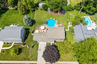 1914 Beckert Dr, Piqua, OH 45356 - Photo 5