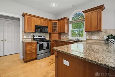 166 Barrington Village Drive, Xenia, OH 45385 - Photo 19