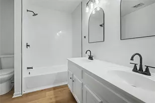 109 E Van Lake Dr, Vandalia, OH 45377 - Photo 3
