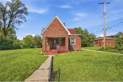 945 Vernon Drive, Dayton, OH 45402 - Photo 1