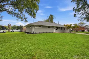 3960 Waterbury Dr, Kettering, OH 45439 - Photo 5