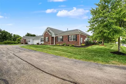 2734 Cedarbrook Way, Beavercreek, OH 45431 - Photo 3