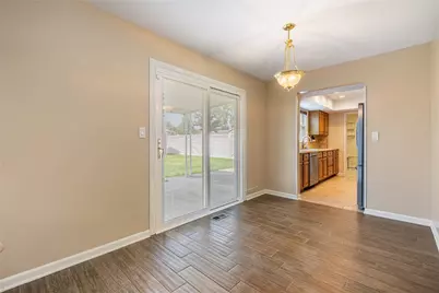 2206 Fox Run Road, Miami Township, OH 45459 - Photo 9
