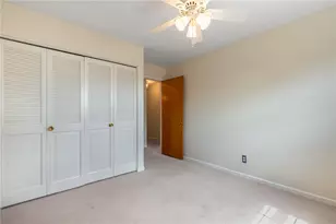 2206 Fox Run Rd, Miami Township, OH 45459 - Photo 21