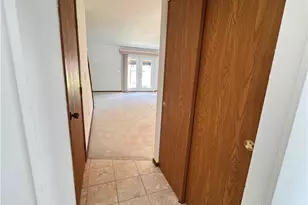 5623 Cobblegate Dr, Dayton, OH 45449 - Photo 3