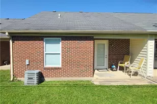 3124 Valerie Arms Dr, Dayton, OH 45405 - Photo 7