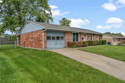 7161 Saffron Drive, Huber Heights, OH 45424 - Photo 3