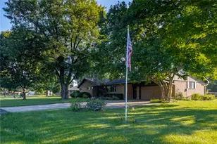 1072 Ceylon Cir, Beavercreek, OH 45430 - Photo 29