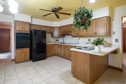 1072 Ceylon Circle, Beavercreek, OH 45430 - Photo 7