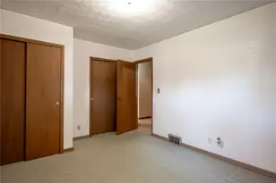 1072 Ceylon Cir, Beavercreek, OH 45430 - Photo 17