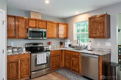1680 Wimbledon Drive, Fairborn, OH 45324 - Photo 7