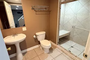11884 Hamden Dr, Cincinnati, OH 45240 - Photo 13