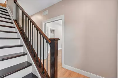 3908 Edwards Road #B, Cincinnati, OH 45209 - Photo 7