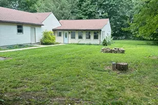1358 Hanes Rd, Beavercreek, OH 45434 - Photo 1
