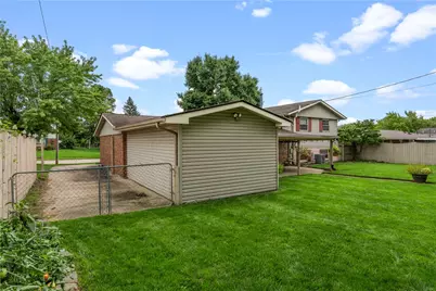 1890 Wilshire Drive, Xenia, OH 45385 - Photo 31