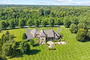 9020 Whisperinghill Dr, Cincinnati, OH 45242 - Photo 3