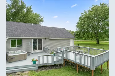 7040 Frederick Pike, Vandalia, OH 45414 - Photo 17