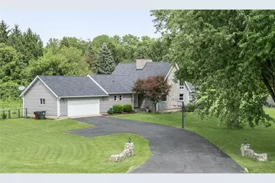 7040 Frederick Pike, Vandalia, OH 45414 - Photo 11