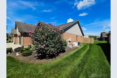 117 Burgundy Drive, Union, OH 45322 - Photo 3