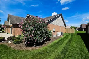 117 Burgundy Dr, Union, OH 45322 - Photo 3