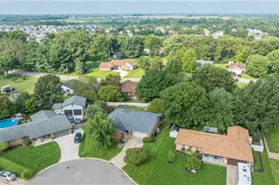 3710 Teakwood Rd, Tipp City, OH 45371 - Photo 5