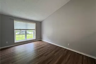 1014 Millerton Dr, Centerville, OH 45459 - Photo 3