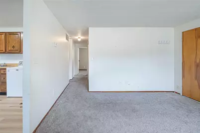 3852 Waterbury Drive, Kettering, OH 45439 - Photo 7