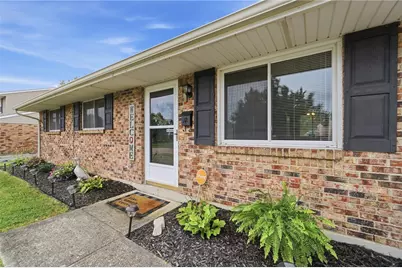 7044 Safari Drive, Huber Heights, OH 45424 - Photo 5