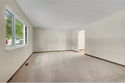2980 Meadow Park, Kettering, OH 45440 - Photo 9