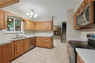 2980 Meadow Park, Kettering, OH 45440 - Photo 3